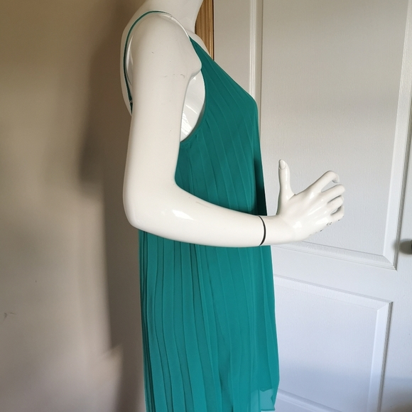 BCBGeneration Green dress size XS - Picture 2 of 4